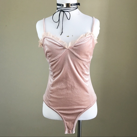 Romantic Dusty Pink Rose Velvet Bodysuit - Picture 3 of 8